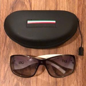 DOLCE & GABBANA sunglasses